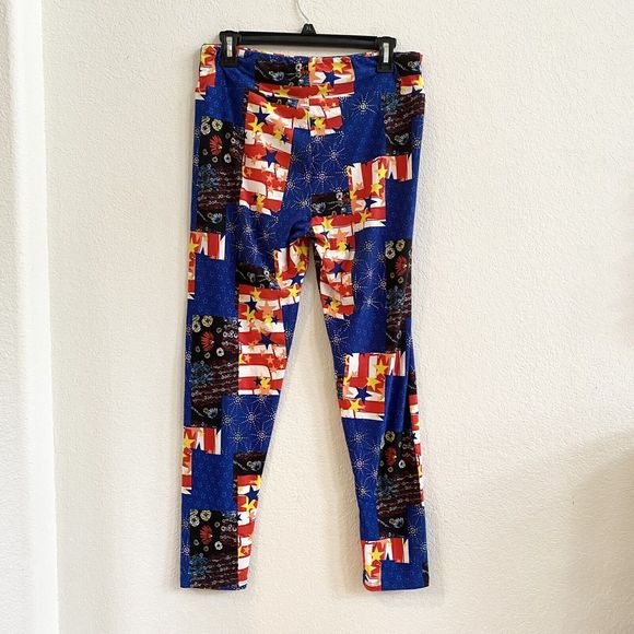 Lularoe One Size Mountain And Cloud Rare One Size Leggings‎  Athleisure EUC - Picture 10 of 10